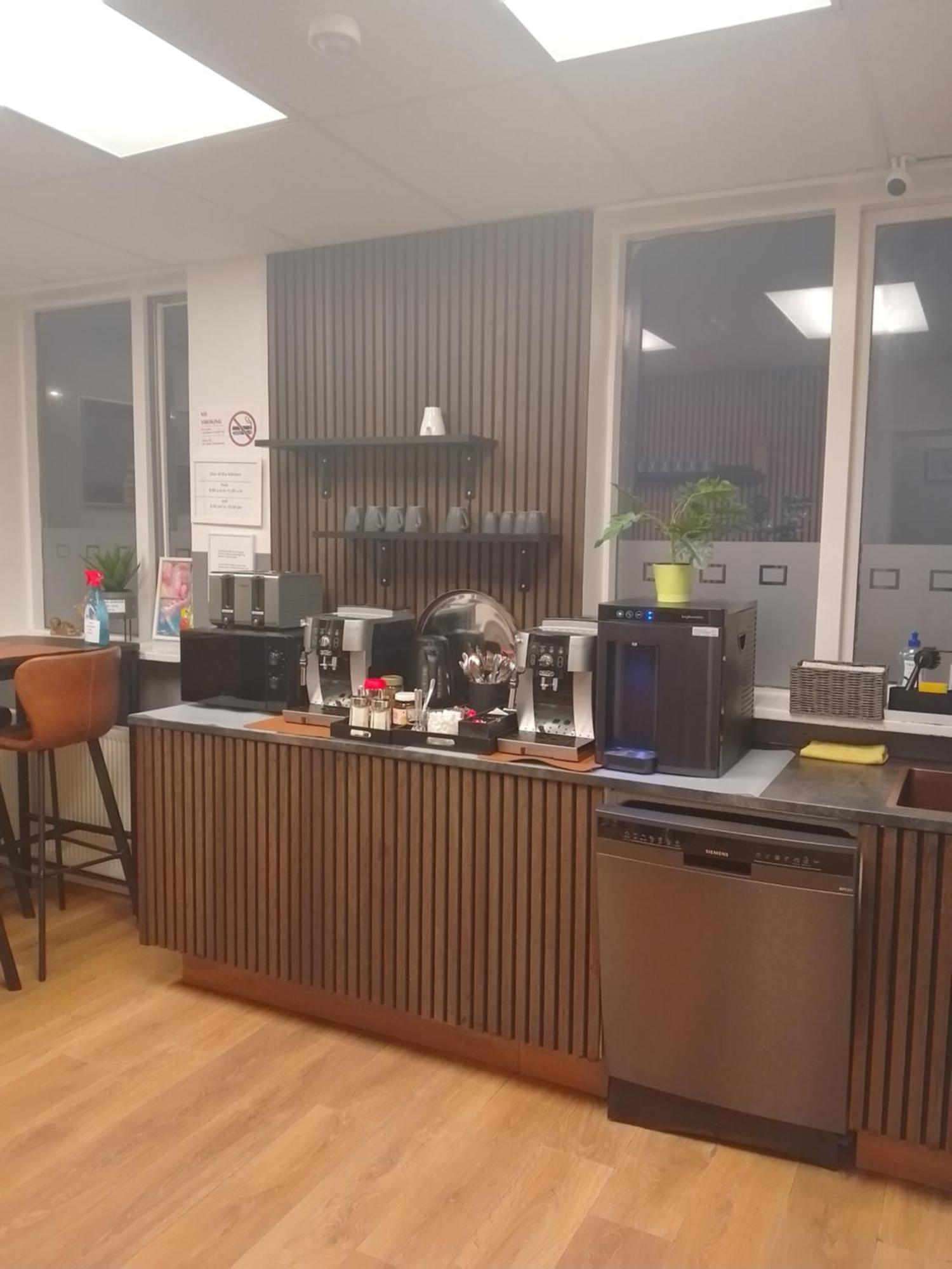 Bank Guesthouse By Kef Airport Keflavík Kültér fotó